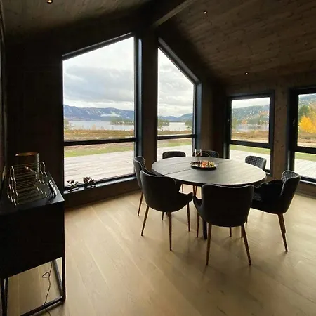 Modern With Panoramic View By Nissedal Сasa de vacaciones